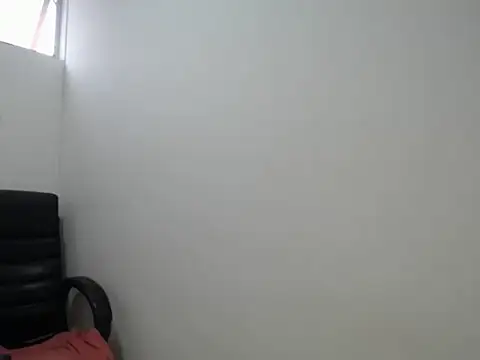 playfullpaulina online show from April 16, 1:34 pm