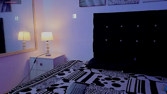 Zoe-yanin online show from February 27, 6:41 pm