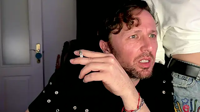 Virale online show from March 15, 2:28 am