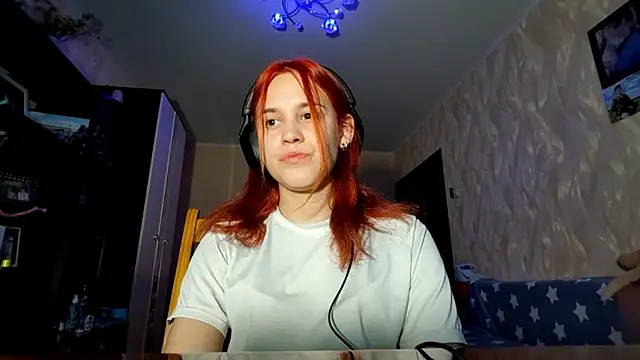 Snapshot of CalandraRolon chatting on February 11, 3:50 pm CalandraRolon online show from February 11, 3:50 pm