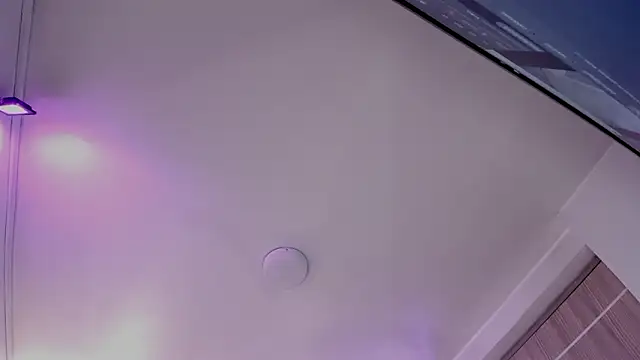 Snapshot of MOLY_KILLER chatting on February 11, 8:03 pm MOLY KILLER online show from February 11, 8:03 pm