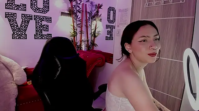 Snapshot of MOLY_KILLER chatting on February 12, 3:40 pm MOLY KILLER online show from February 12, 3:40 pm