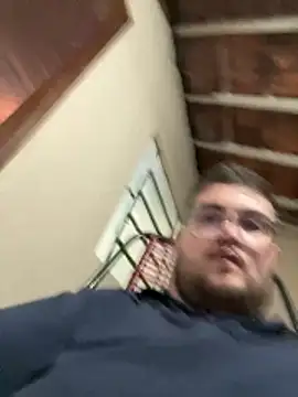 Snapshot of Jmlbsuchi chatting on February 17, 5:37 am Jmlbsuchi online show from February 17, 5:37 am