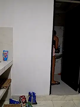 Cris18sexy online show from April 22, 12:18 pm