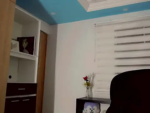 duvisex19 online show from April 27, 11:36 pm