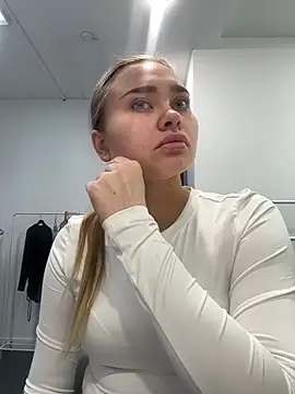 MonicaWestt online show from March 22, 6:06 am