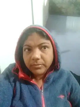 Snapshot of Sakina77 chatting on February 1, 5:28 am Sakina77 online show from February 1, 5:28 am