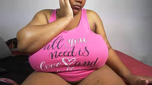 Snapshot of Suger-Boobs chatting on June 28, 2:50 am Suger-Boobs online show from June 28, 2:50 am