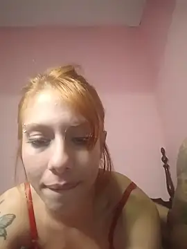 Snapshot of casal_atrevido chatting on March 28, 12:32 am casal atrevido online show from March 28, 12:32 am