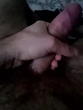 Snapshot of Erkegin001 chatting on February 11, 2:55 pm Erkegin001 online show from February 11, 2:55 pm