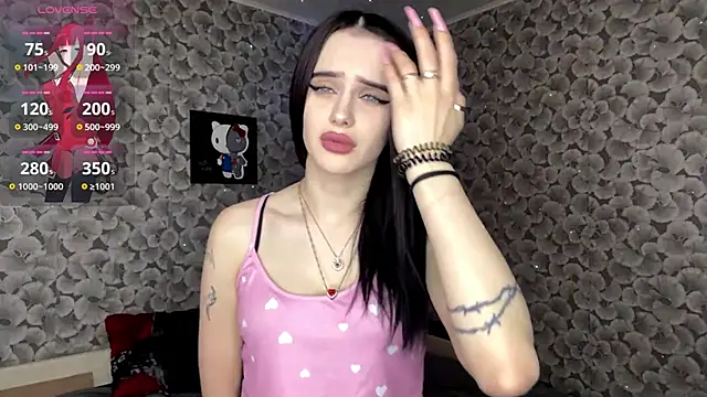 IeshaOsorio online show from April 8, 6:46 am