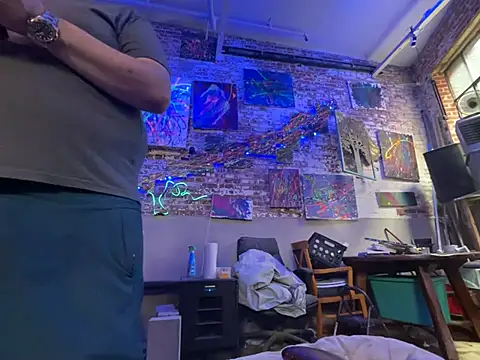 ctguybj online show from June 18, 5:39 pm