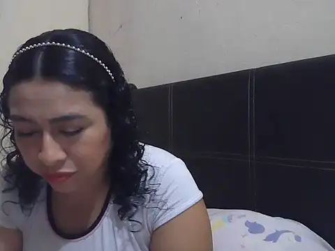 DalilahMx online show from May 27, 3:47 am
