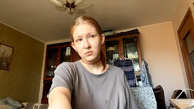 LaureenVielma online show from April 15, 8:21 am