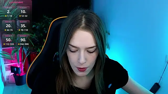 Snapshot of Accidental_Genius_ chatting on February 25, 3:32 pm Accidental Genius online show from February 25, 3:32 pm