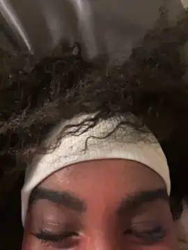 Snapshot of carcarby chatting on February 13, 5:25 am carcarby online show from February 13, 5:25 am