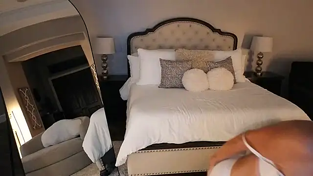 Hot Wife Amber online show from July 25, 7:44 pm