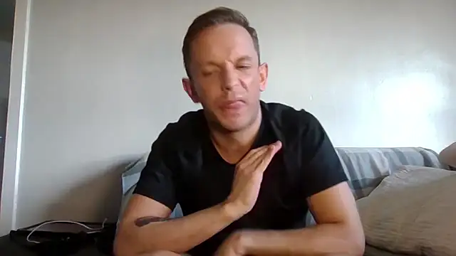 verscub6969 online show from March 27, 4:18 pm