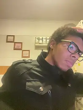 Snapshot of ELPikaPreta chatting on February 2, 2:21 am ELPikaPreta online show from February 2, 2:21 am