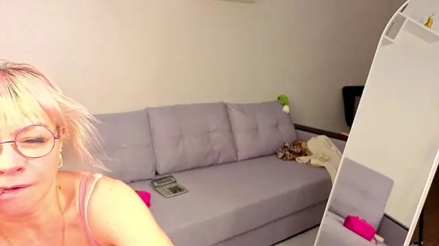 Ann Annise online show from March 8, 6:28 am