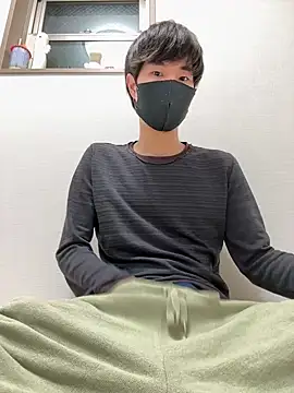 Snapshot of mumin08 chatting on March 25, 2:45 pm mumin08 online show from March 25, 2:45 pm