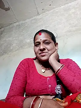 Snapshot of Hirdesh_sahhu chatting on February 15, 7:51 am Hirdesh sahhu online show from February 15, 7:51 am