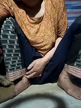 Ami-su online show from April 18, 9:59 pm