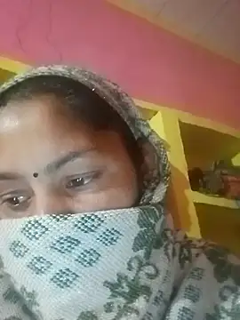 Snapshot of Julilodhi8695 chatting on February 11, 3:50 pm Julilodhi8695 online show from February 11, 3:50 pm