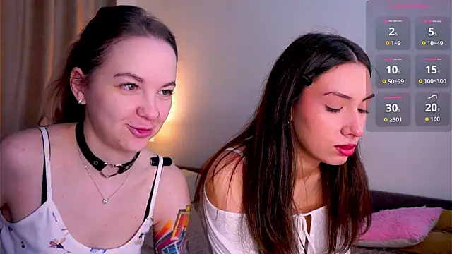 AricaPetties online show from March 29, 8:58 am