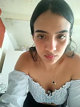 cynliu online show from April 15, 3:19 pm