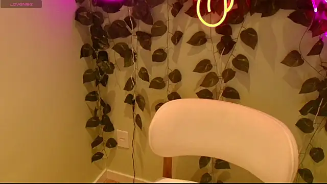 Susan Backer online show from April 16, 11:44 am