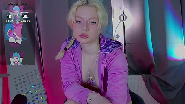 BladeSonya online show from March 21, 5:38 pm