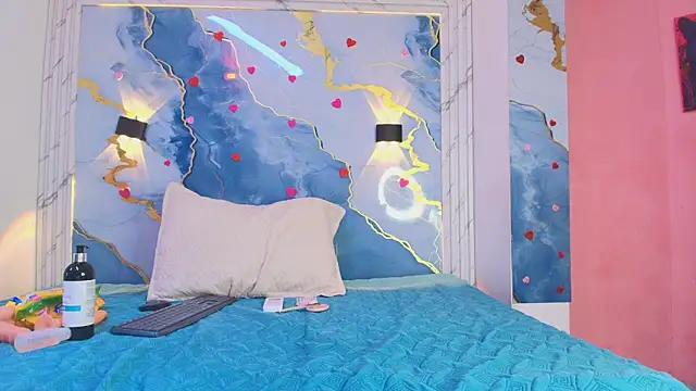 crystal love08 online show from March 9, 7:18 pm