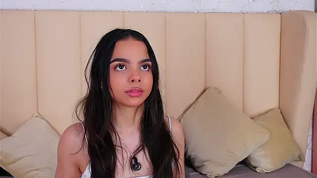 BambiRoses online show from March 30, 4:57 am