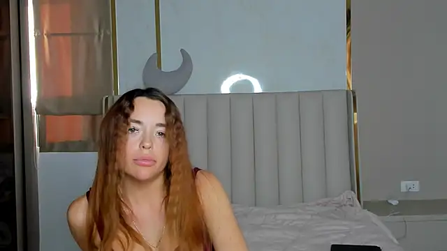 Snapshot of stellaa_quenn chatting on February 3, 2:53 am stellaa quenn online show from February 3, 2:53 am