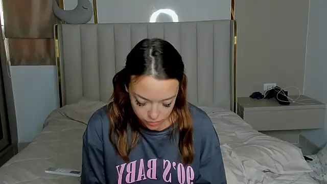 stellaa quenn online show from April 4, 12:09 am