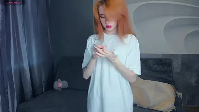 Snapshot of TarynPalek chatting on July 10, 7:56 am TarynPalek online show from July 10, 7:56 am