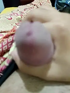 Snapshot of putopau15 chatting on February 13, 3:13 am putopau15 online show from February 13, 3:13 am