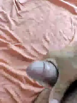 Snapshot of putopau15 chatting on March 3, 5:41 pm putopau15 online show from March 3, 5:41 pm