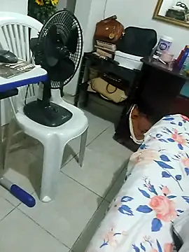 putopau15 online show from April 9, 2:11 am