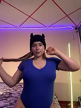 Snapshot of Arytits chatting on February 7, 12:20 pm Arytits online show from February 7, 12:20 pm