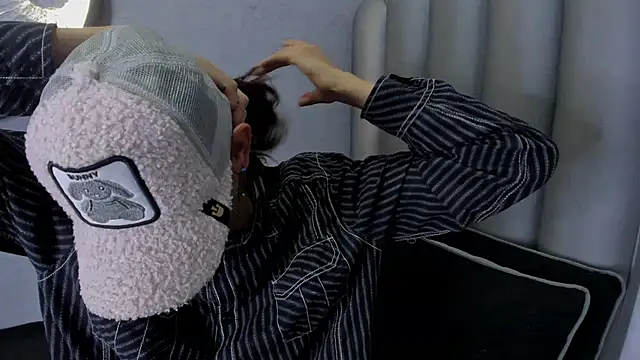 Noha-Smith online show from March 6, 12:51 am