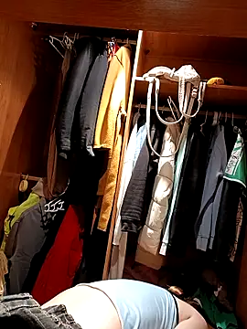 laparejaideal08 online show from April 18, 7:58 pm