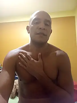 djmorenoo online show from February 23, 6:33 am