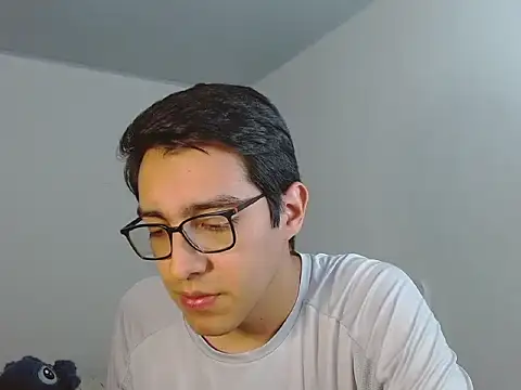 Snapshot of NickFin chatting on July 3, 3:46 am NickFin online show from July 3, 3:46 am