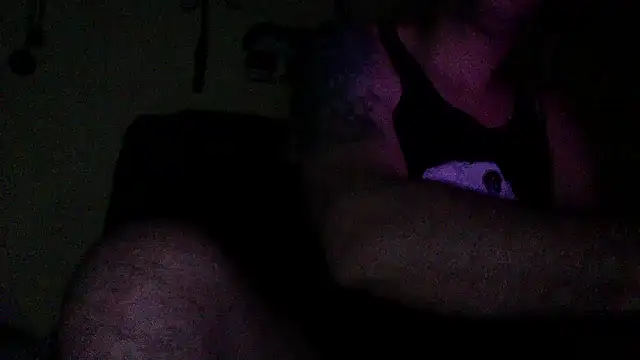 Snapshot of dollar_sub chatting on March 2, 11:11 pm dollar sub online show from March 2, 11:11 pm