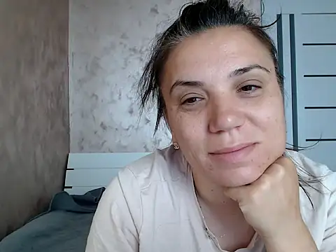 LorraGrey online show from May 31, 3:58 am