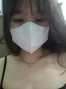 Snapshot of NinaKey chatting on February 27, 8:14 am NinaKey online show from February 27, 8:14 am