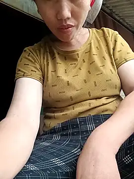hot-luna- online show from June 11, 4:54 am