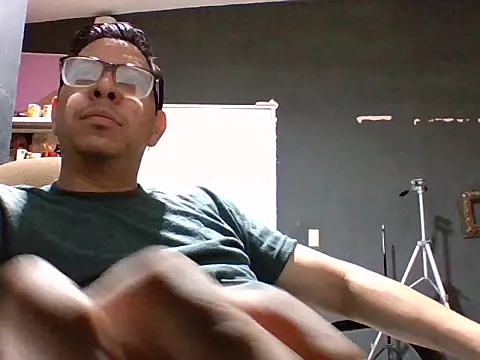 Yankoloco92 online show from July 1, 8:16 am